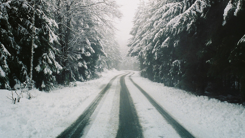 Illustration for article titled The Ten Best Ways To Improve Your Winter Driving